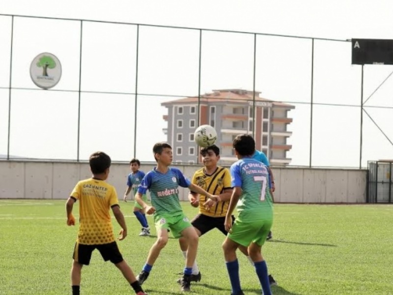  Şehitkamil Belediyesi'nden 15 Temmuz futbol turnuvası
